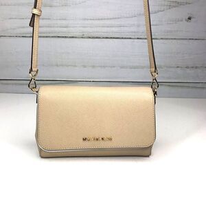 Michael Kors Jet Set Md Convertible Pouchette NWT